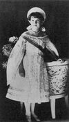 Anastasia in court gown 1910.2.jpg