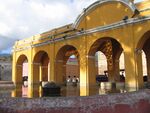 Antigua fountain 2008 06.JPG