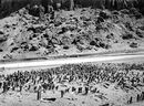 Хачкары в Нахичеванской АР, фотография 1915 года. Окончательно уничтожены в 2005 году