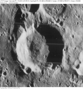 Снимок зонда Лунар Орбитер - IV