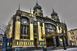 Здание оперы (2011)