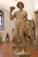 Микеланджело. Вакх. 1496—1497. Мрамор