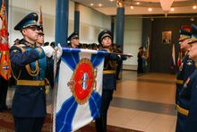 Церемония вручения боевого знамени 15-й армии ВКС особого назначения.