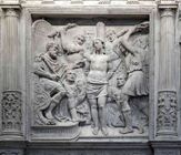 Мученичество Святой Евлалии. Рельеф ретрохора Барселонского кафедрального собора.