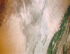 Спутниковый снимок бассейна Лобнора
