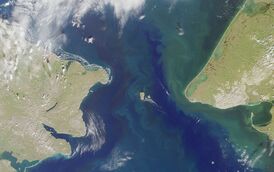 Берингов пролив — фотография со спутника