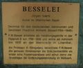 Надпись на памятнике Бесселю в Бремене