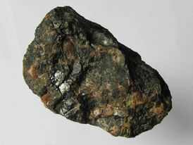 коффинит и урановая смолка в образце из шахты Чешской Республики