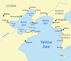 Ляодунский залив (англ. Liaodong Bay), согласно русскоязычным источникам он более протяжённый, чем на этой карте (например, на его берегу находится Циньхуандао[1]), а «Бохайского моря» (англ. Bohai Sea) нет совсем[2]