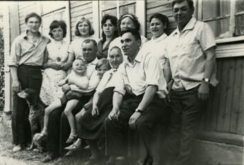 Жители деревни Малые Борницы. 1972 год