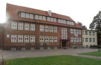 Schulgebäude