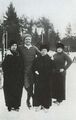 Ф. И. Шаляпин с друзьями на катке. Куоккала, 1914