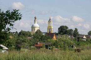 Вид на храм Св. Николая в селе Бужаниново