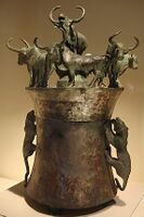 Bronze cowrie container with yaks, from the Dian Kingdom (4th century BC - 109 BC) tradition of the Western Han