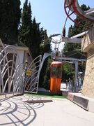 Cableway in Yalta 03.jpg