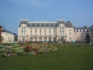 CabourgHotel.jpg