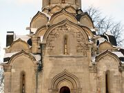 Спасский собор Андроникова монастыря, типичное для московского стиля сочетание закомар и кокошников