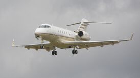 Самолёт Challenger 300 компании TAG