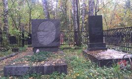 могила Анатолия Мальцева на Южном кладбище