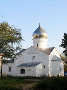 Church of Saint Demetrius of Thessaloniki (Novgorod) 08.jpg