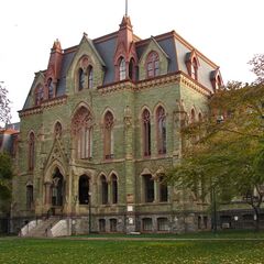 Колледж-холл (1870-1872) в Пенсильванском университете