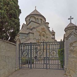Crimea South Coast 04-14 img13 Yalta Armenian Church.jpg