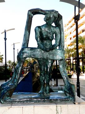 Гала (скульптура Сальвадора Дали в Марбелье)