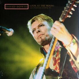 Обложка альбома Дэвида Боуи «Look at the Moon! (Live Phoenix Festival 97)» (2019)