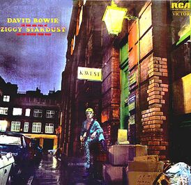 Обложка альбома Дэвида Боуи «The Rise and Fall of Ziggy Stardust and the Spiders from Mars» (1972)