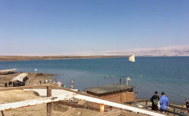 Мёртвое море в северной части со стороны Израиля