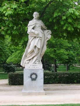 Памятник Урраке Кастильской в парке Ретиро в Мадриде