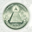 1-долларовая банкнота с микрошрифтом и гильошами в пирамиде