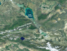 Космический снимок Джунгарских Ворот (долина между озёрами Алаколь и Эби-Нур)