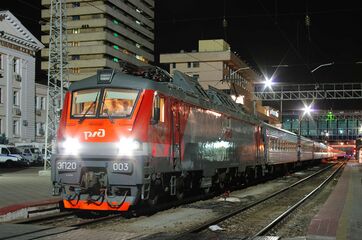 Электровоз ЭП20-003 с поездом 104С Адлер-Москва на станции