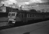 ЭР2Т-7184 с кондиционерами кабины на Киевском вокзале (Москва)