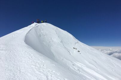 Западная вершина Эльбруса (5642 м)