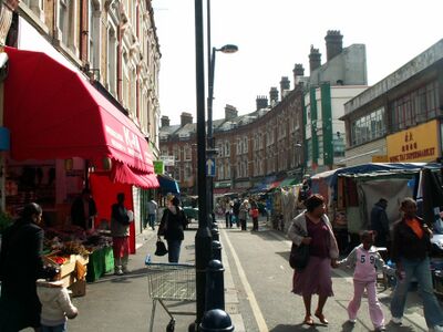 Ламбет, уличный рынок в черном квартале
