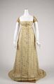 Платье 1810 года с завышенной талией.
