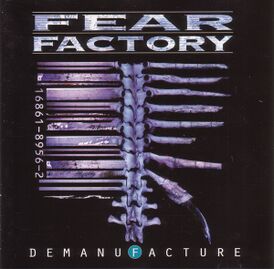 Обложка альбома Fear Factory «Demanufacture» (1995)