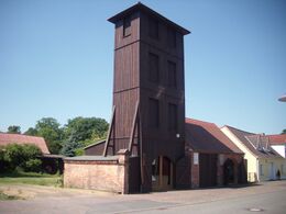 Historisches Feuerwehrhaus mit Schlauchturm, 1925 erbaut