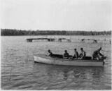 Лодка пожарной охраны на озере, ок. 1940 г.