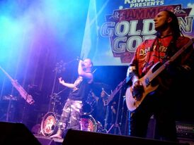 Five Finger Death Punch на Metal Hammer Golden God Awards. 2010 год