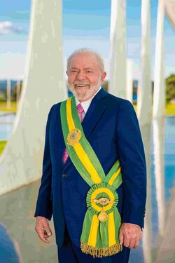 Foto oficial do Presidente da República Luiz Inácio Lula da Silva.jpg