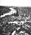 Разрушенный город после войны