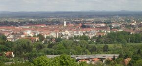 Fuerth Suedstadt Zirndorf Bridge from Alte Veste f sw.jpg