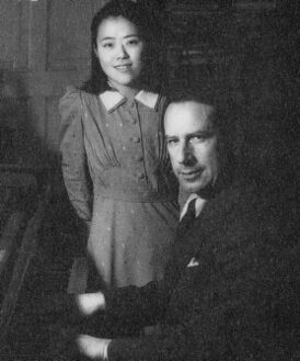 Фудзита (слева) с Лео Сиротой (1930-е годы)