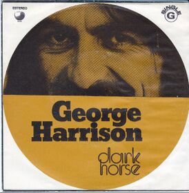 Обложка сингла Джорджа Харрисона «Dark Horse» (1975)