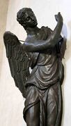 Архангел Гавриил. Статуя группы Благовещения Марии. 1606—1610. Бронза. Музей Кастельвеккьо, Верона