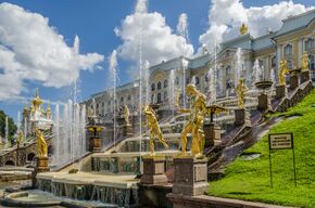 Grand Cascade of Peterhof 01.jpg