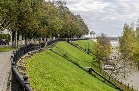 Набережная в Рубленом городе